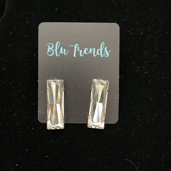 Beautiful Long Clear Stone Earrings - Picture 2 of 4